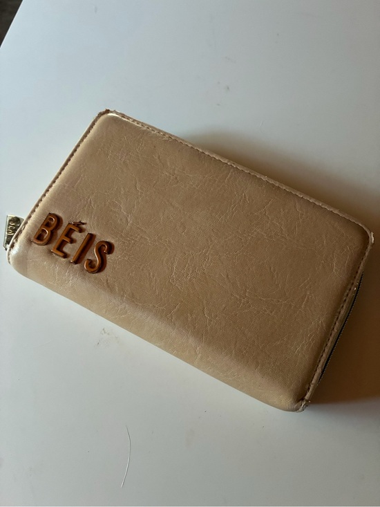 BEIS Accessories - BÉIS Zip Wallet in Light Beige